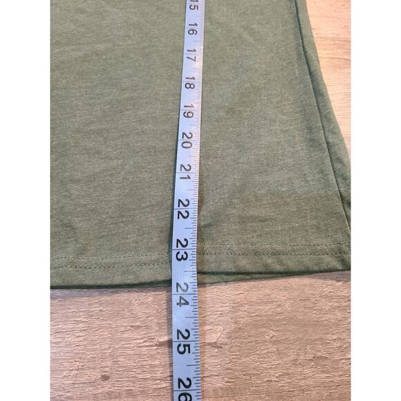 Shein small women's sage green graphic tee - Picture 6 of 6